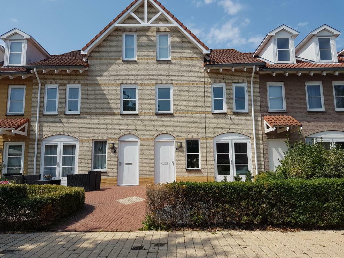 Middensluis 7 Villa Wemeldinge Exteriör bild