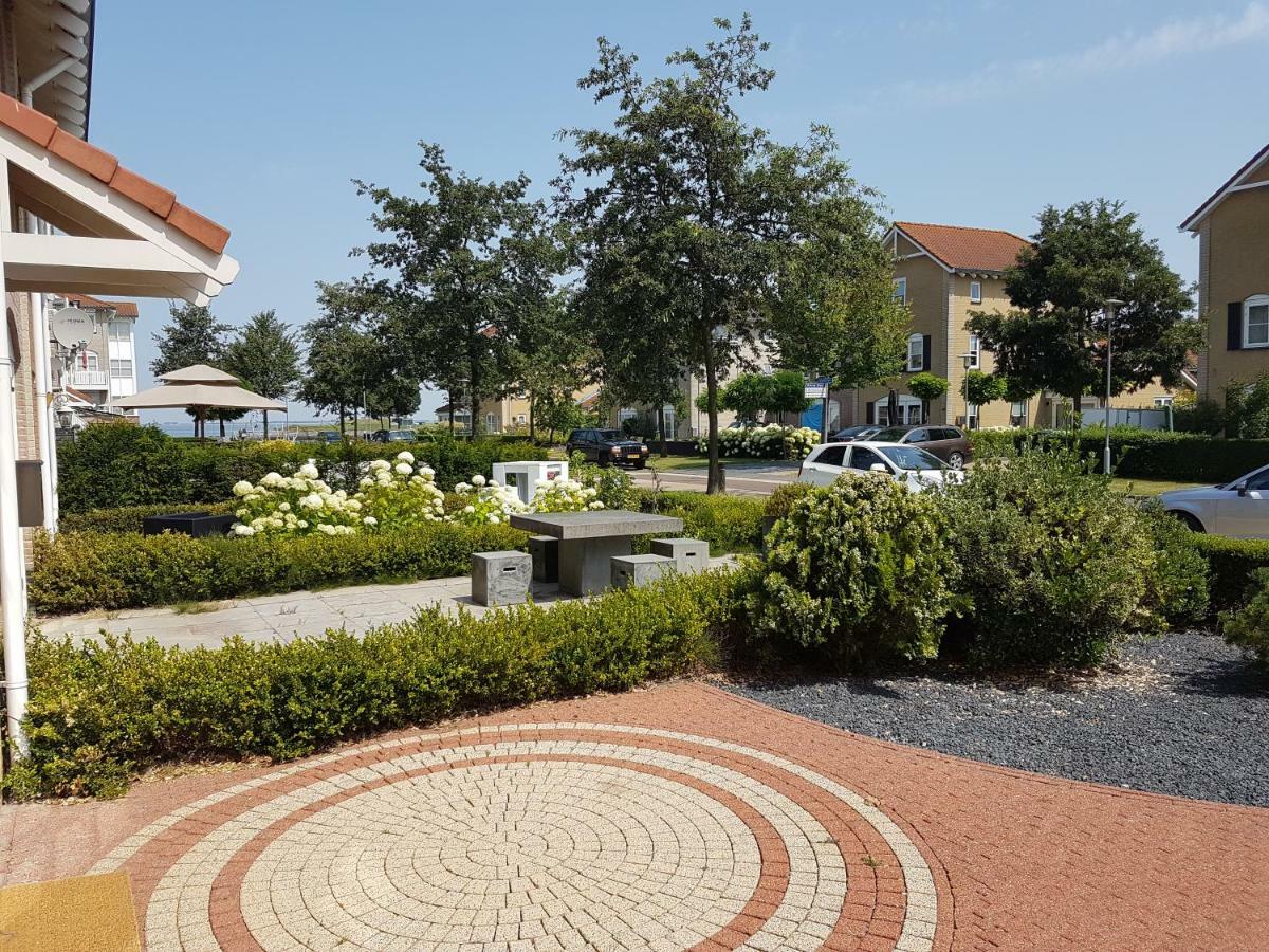 Middensluis 7 Villa Wemeldinge Exteriör bild